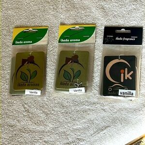 Set of 9 Air Fresheners 5 vanilla, 2 cherry & 2 coconut scented NIB